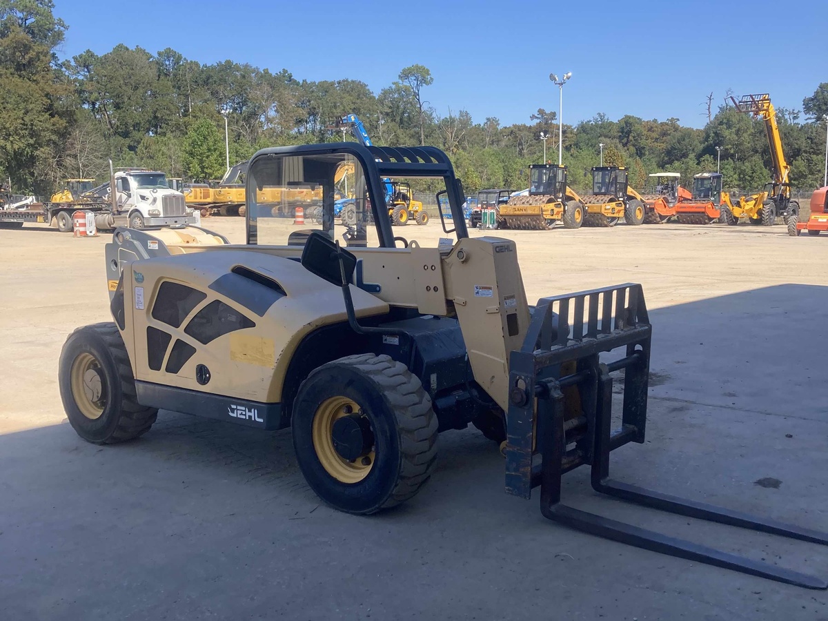 2018 Gehl RS5-19-5