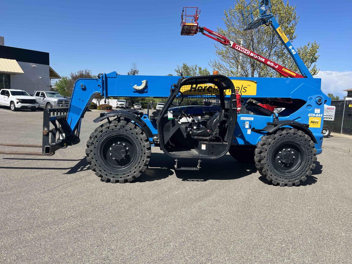 2018 Genie GTH 844-5