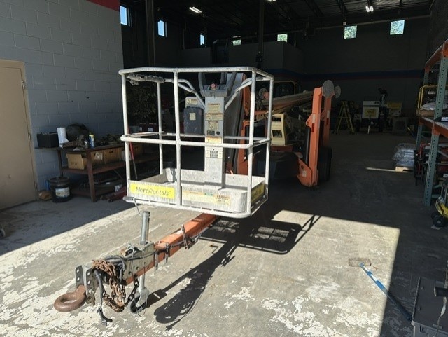2017 JLG T500J-2