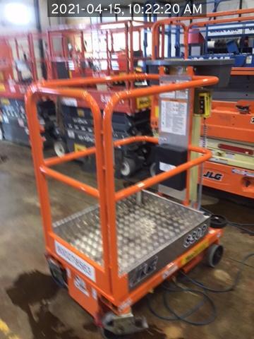2020 JLG 830P-3