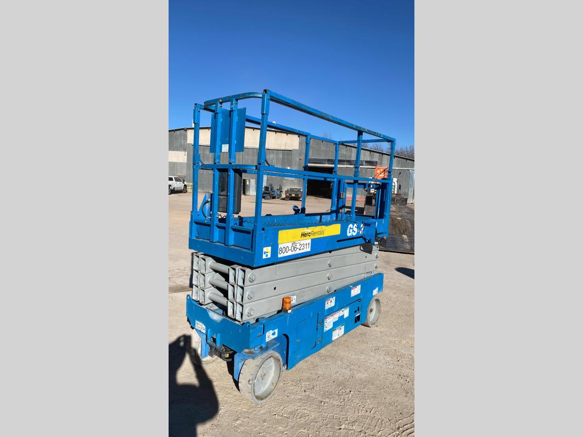 2015 Genie GS-2632