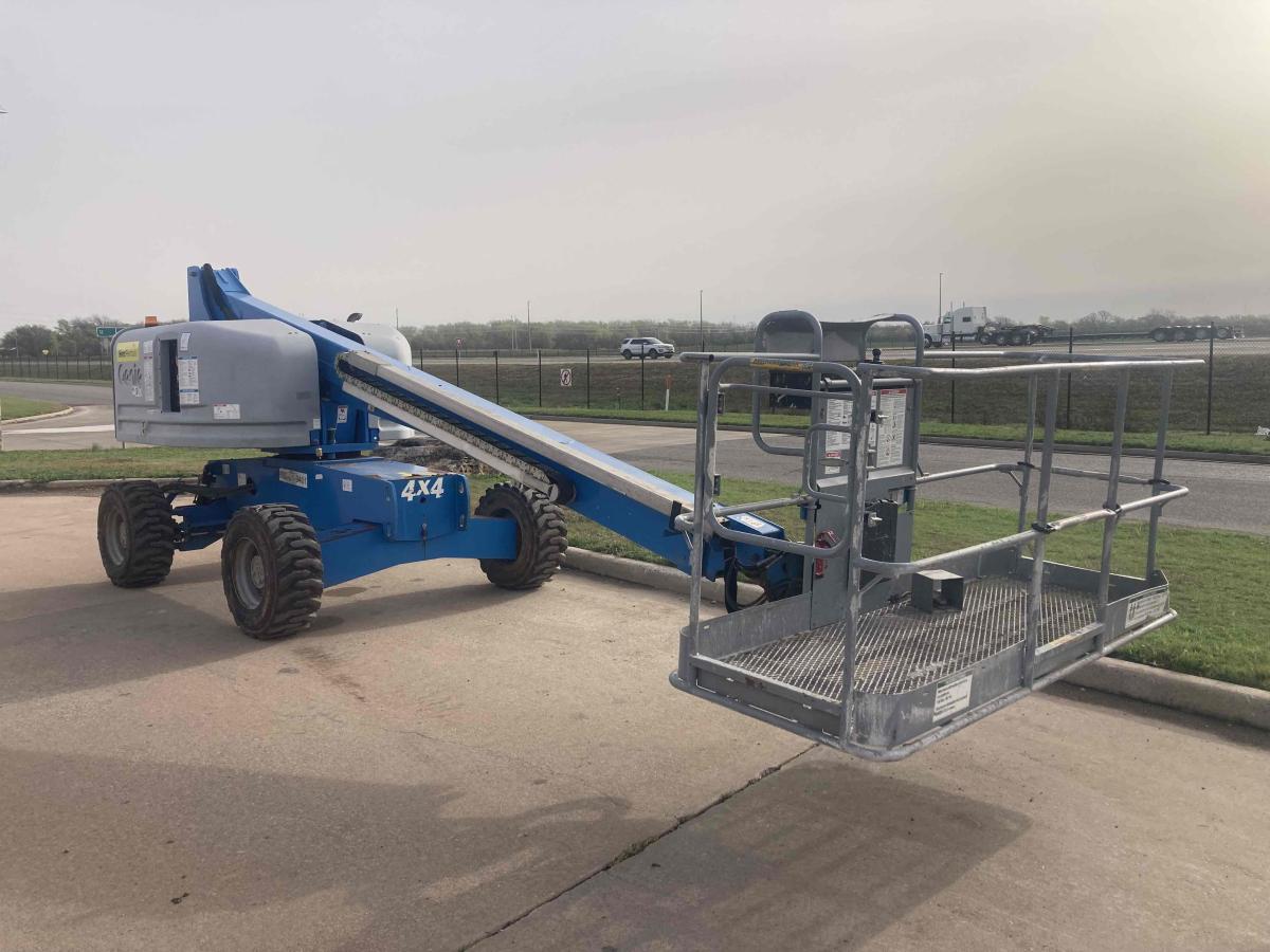 2018 Genie S-40