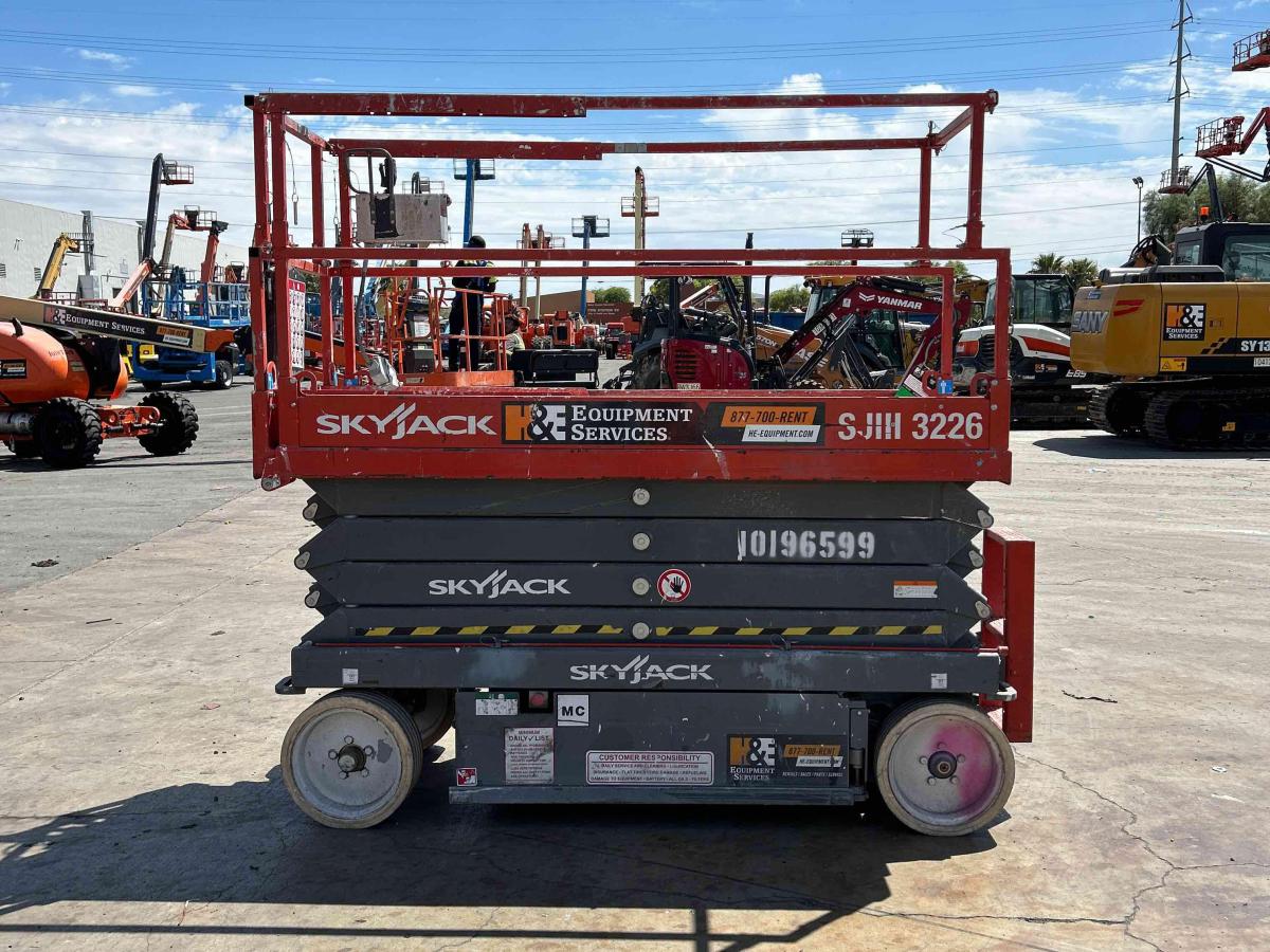 2016 Skyjack SJ3226