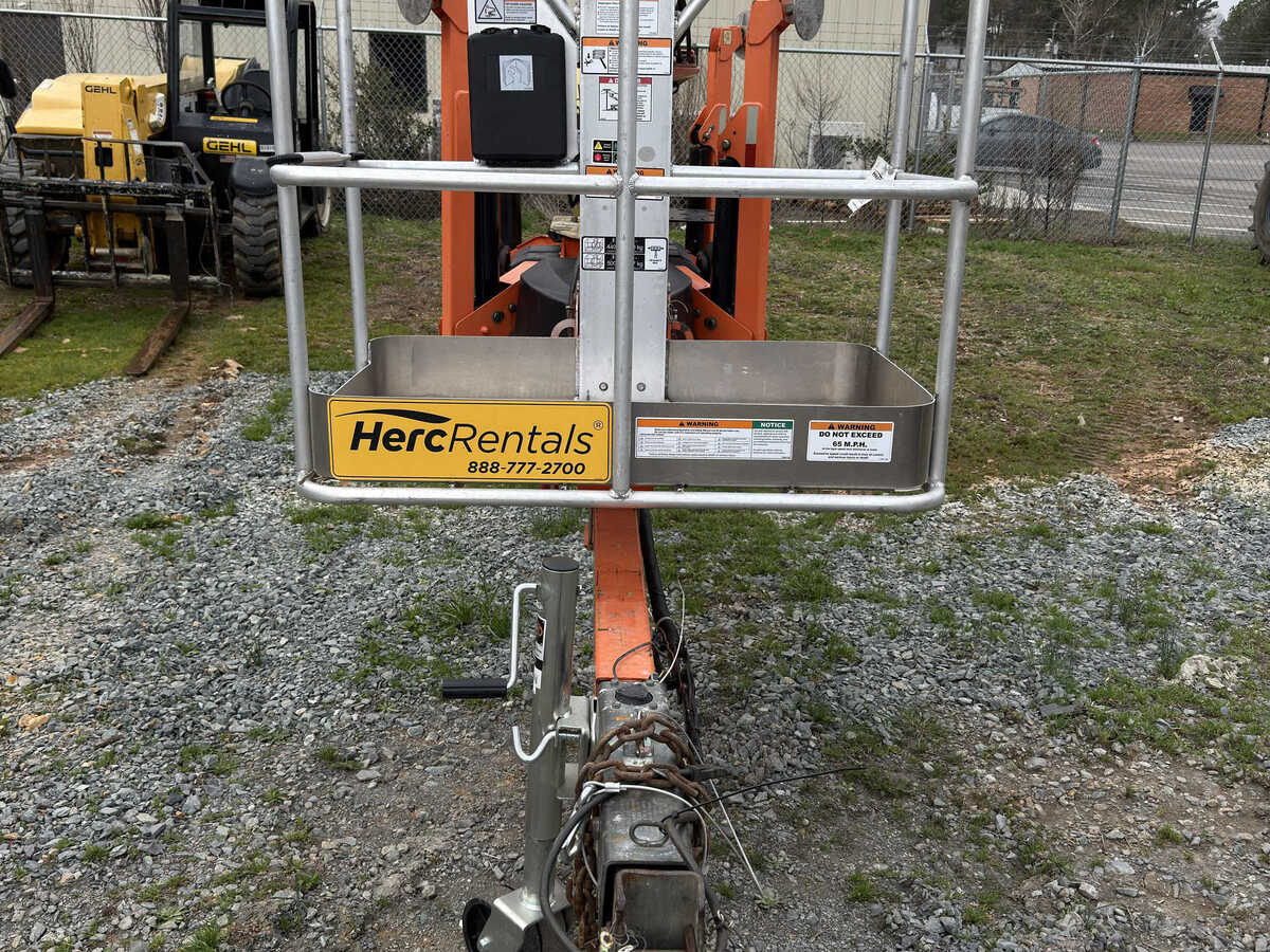 2018 JLG T500J-7