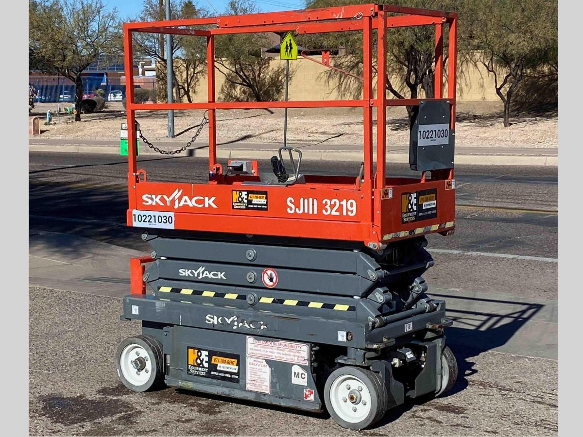 2017 Skyjack SJ3219
