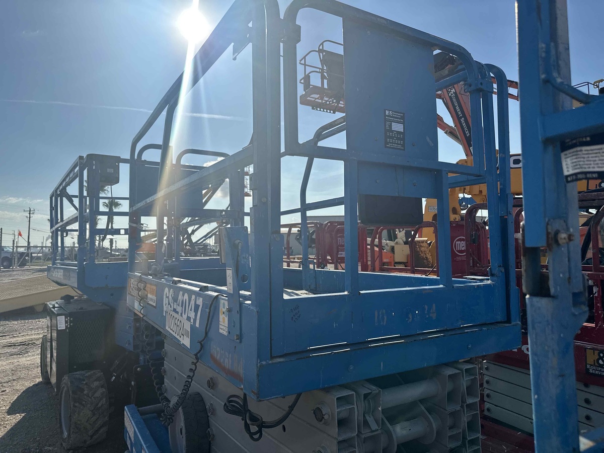 2017 Genie GS-4047-8