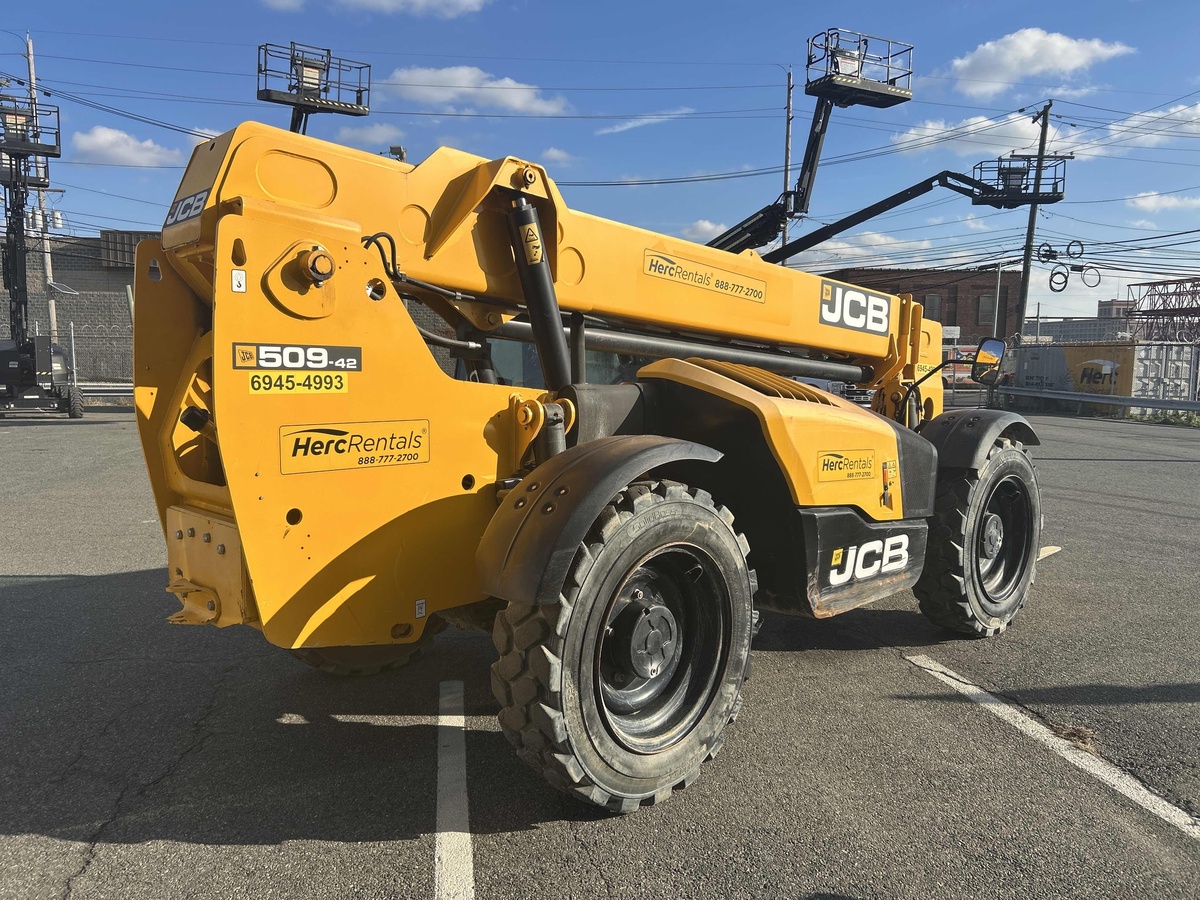 2021 JCB 509-42-3