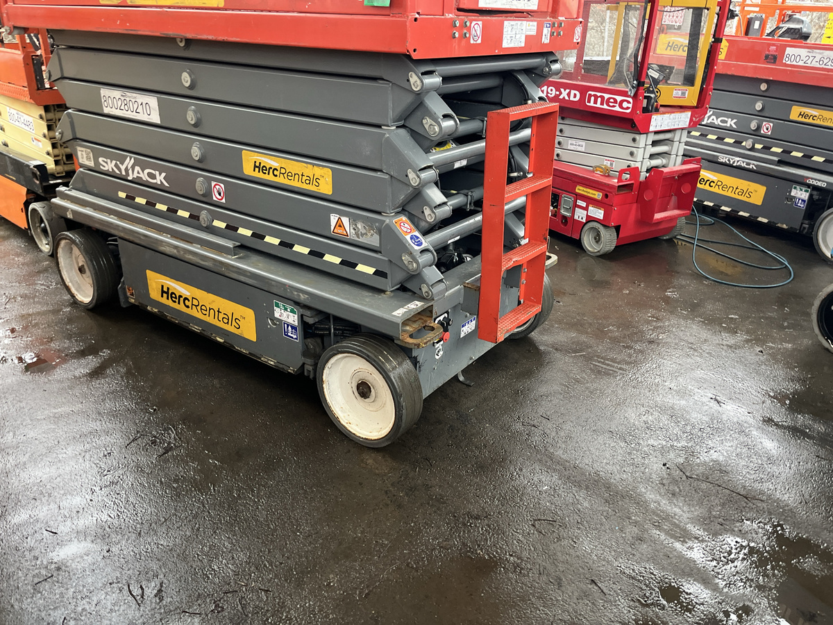 2020 Skyjack SJ4740-4