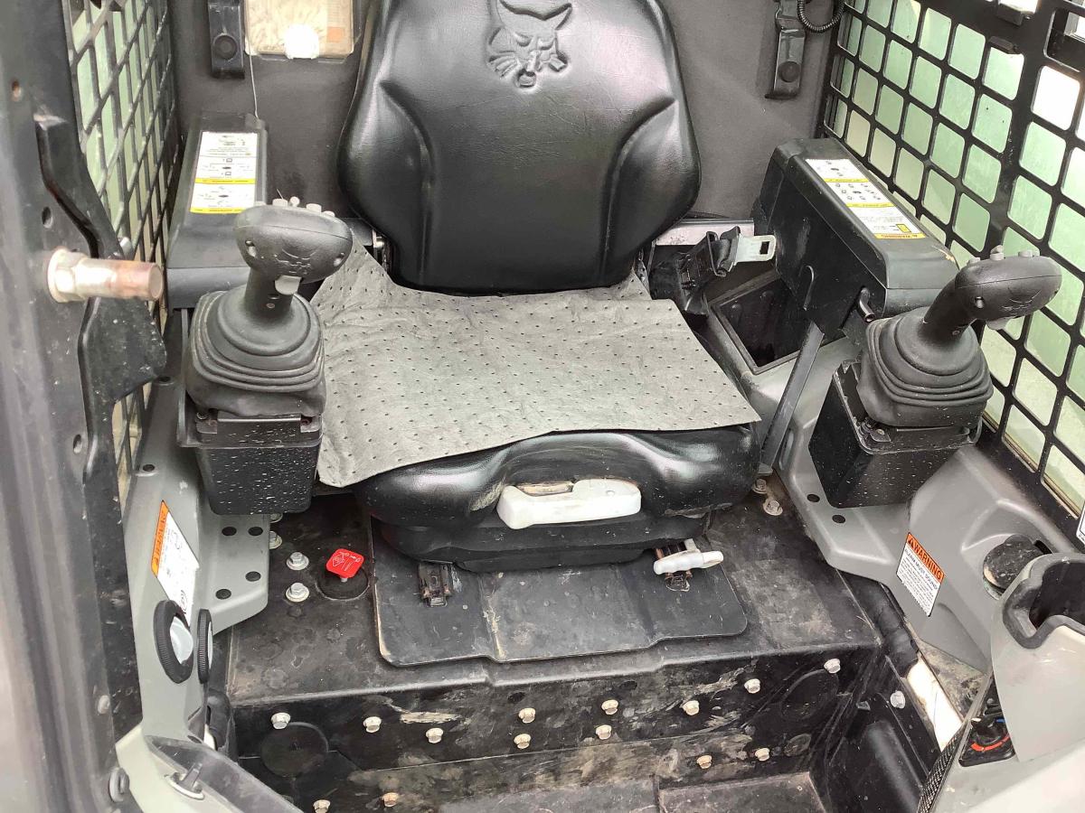 2021 Bobcat T740-13