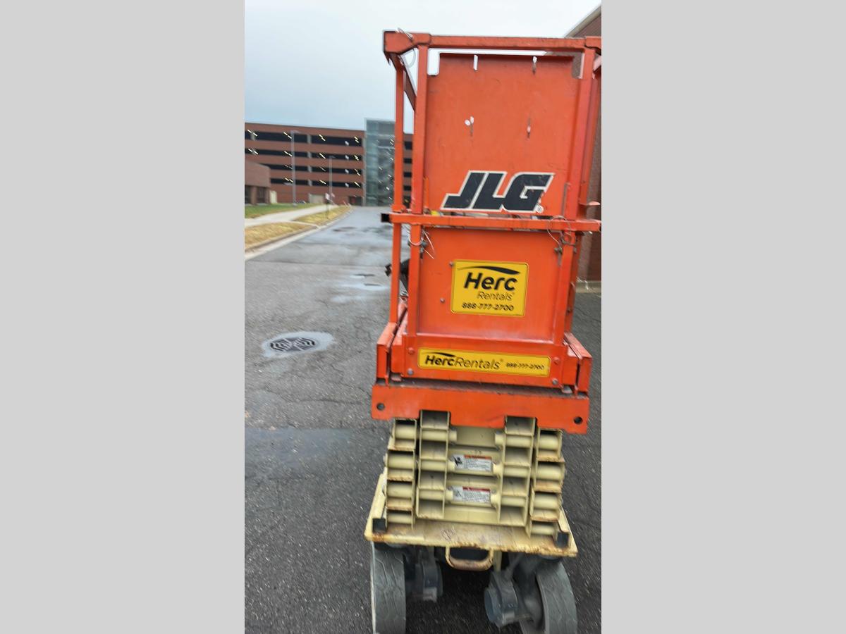 2015 JLG 2632ES