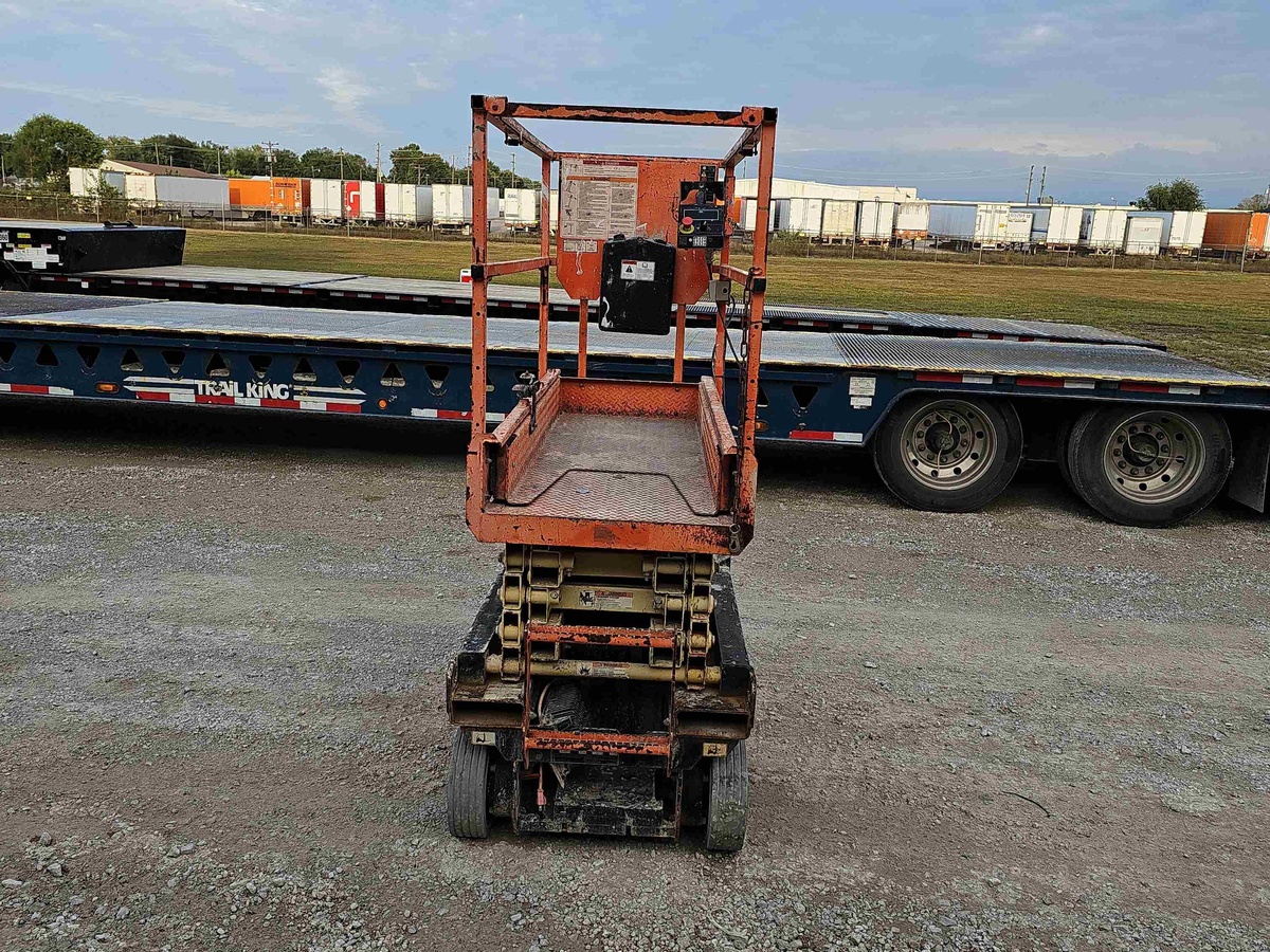 2016 JLG 1932R-6