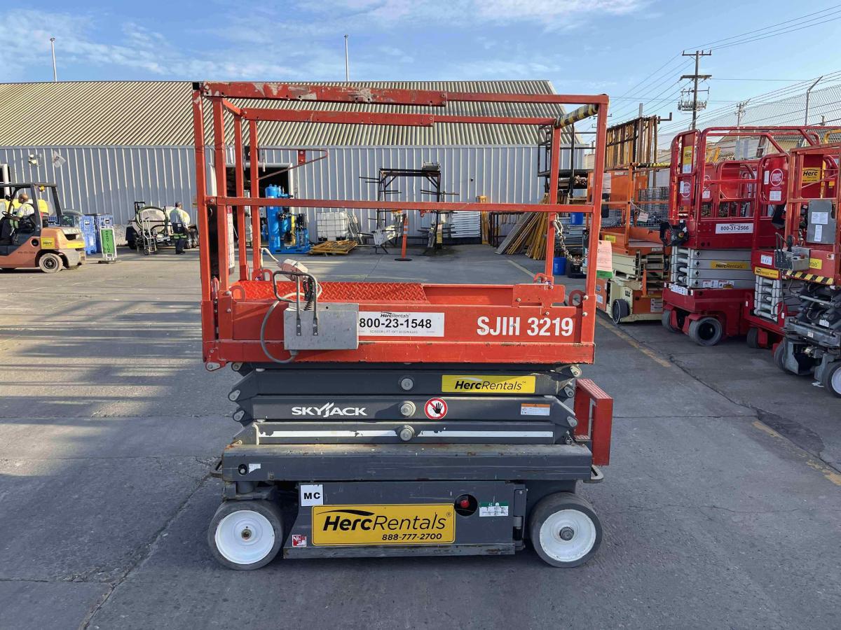 2018 Skyjack SJ3219