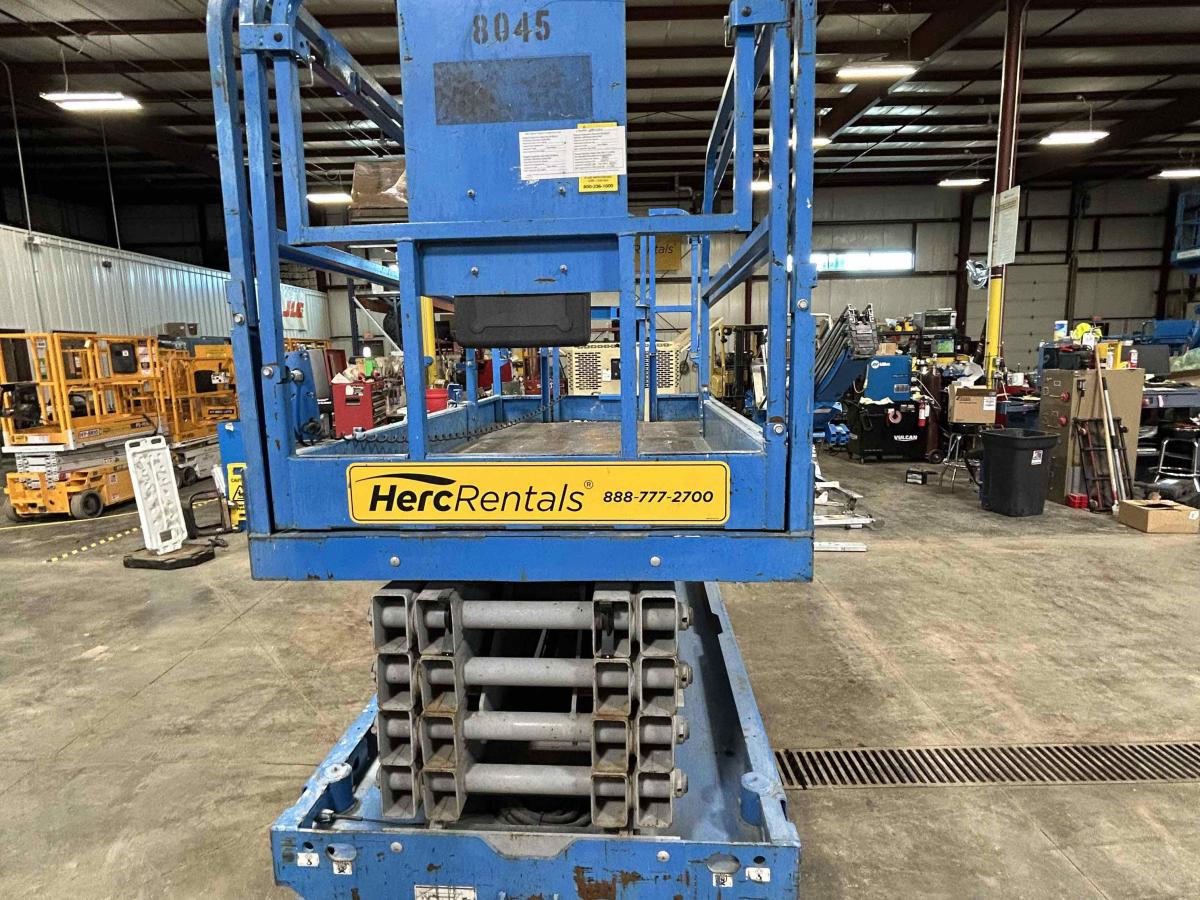 2016 Genie GS-3246