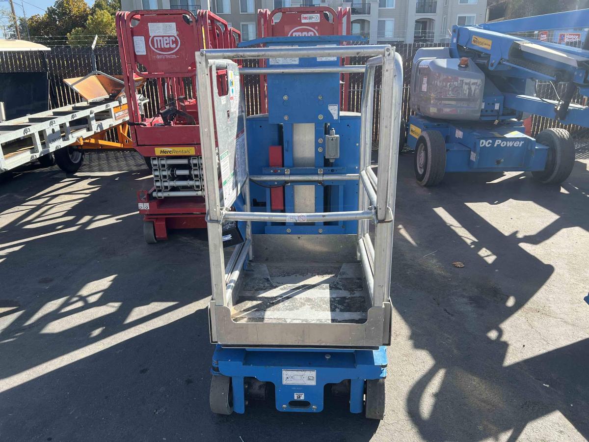 2018 Genie GR-12