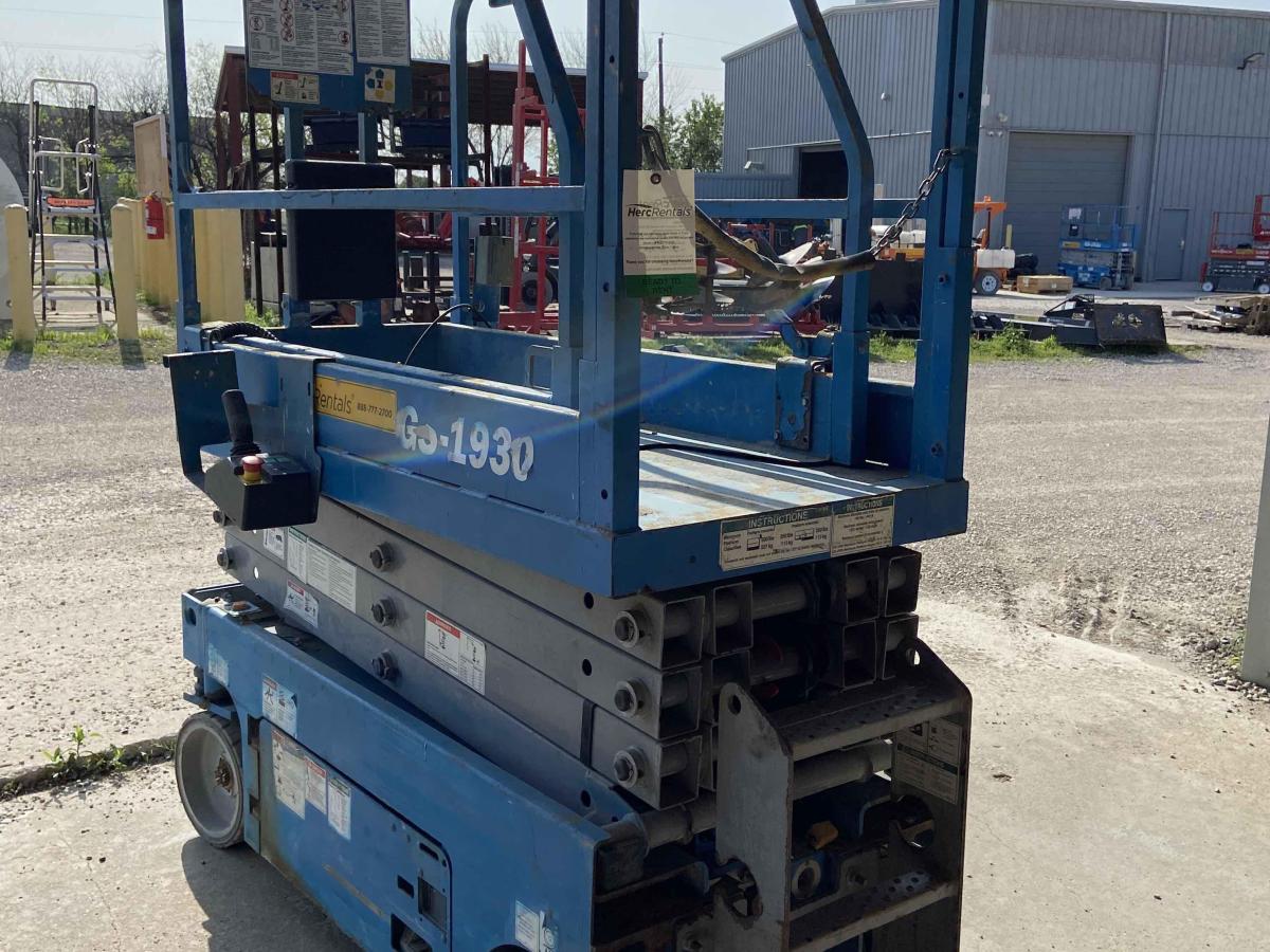 2018 Genie GS-1930