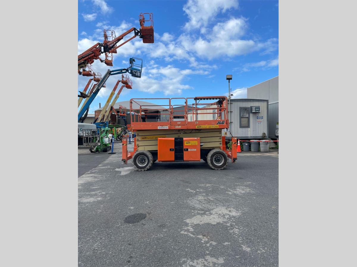 2018 JLG 430LRT-9