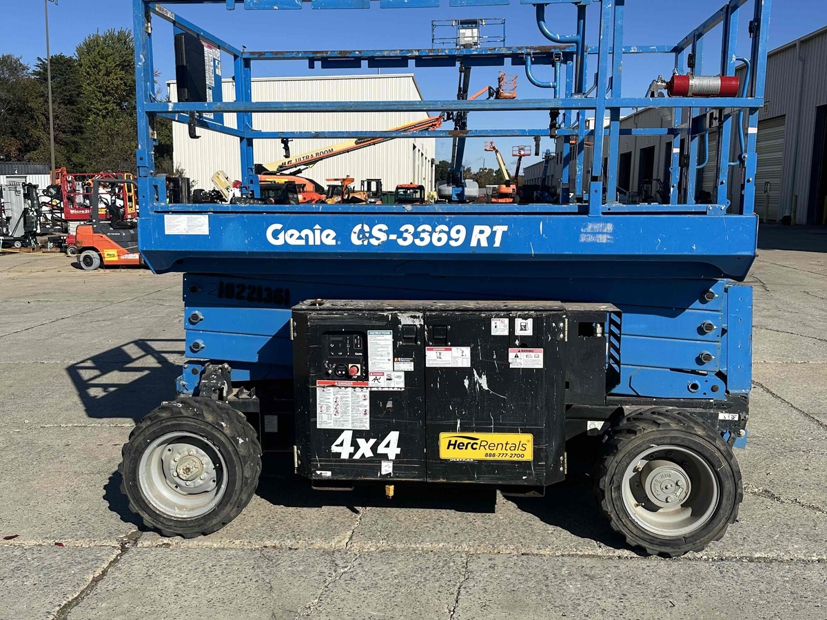 2017 Genie GS-3369 RT-3