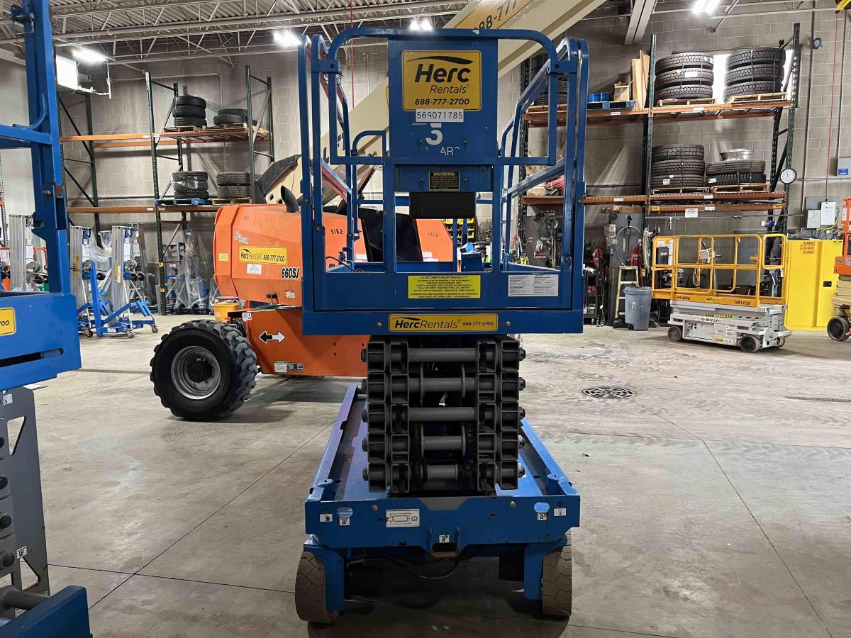2016 Genie GS-4047