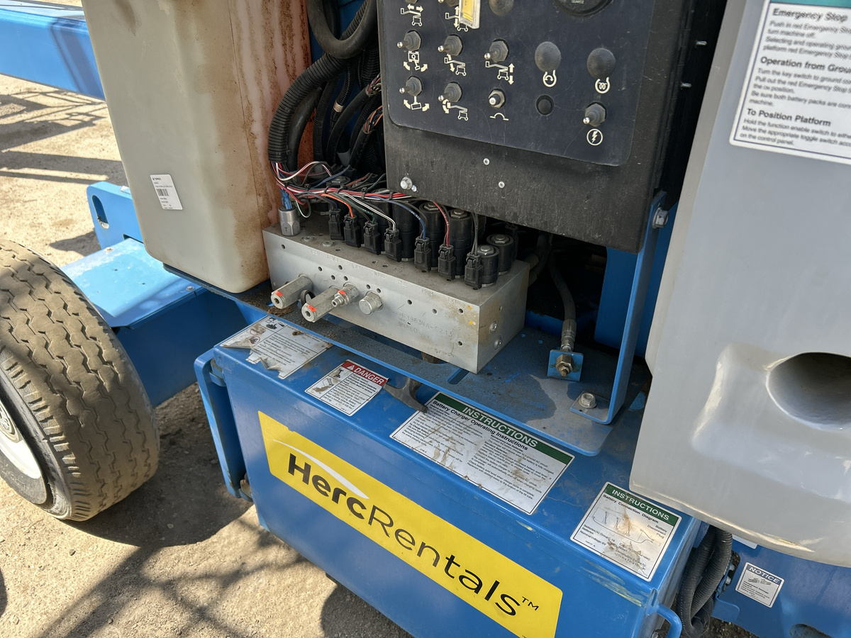 2018 Genie Z-45/25J-11