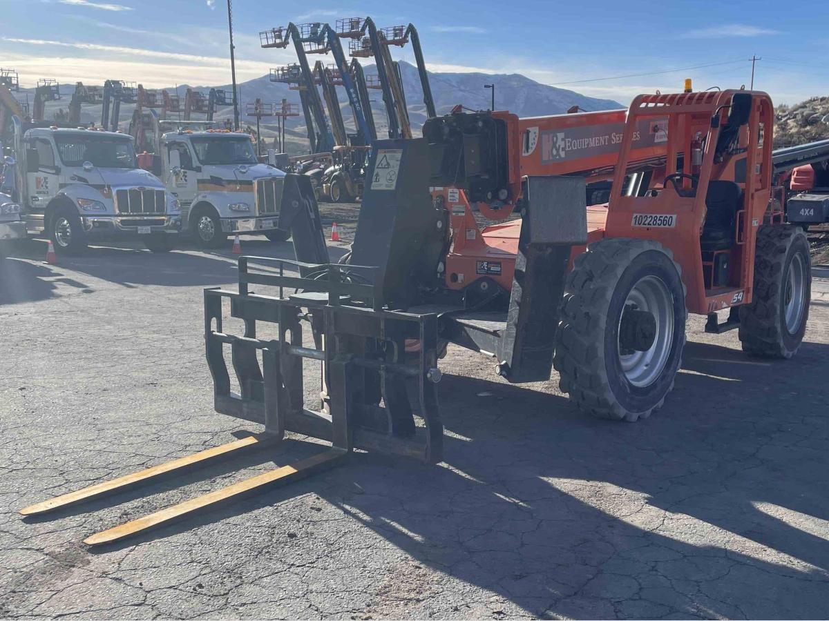 2018 SkyTrak 10054