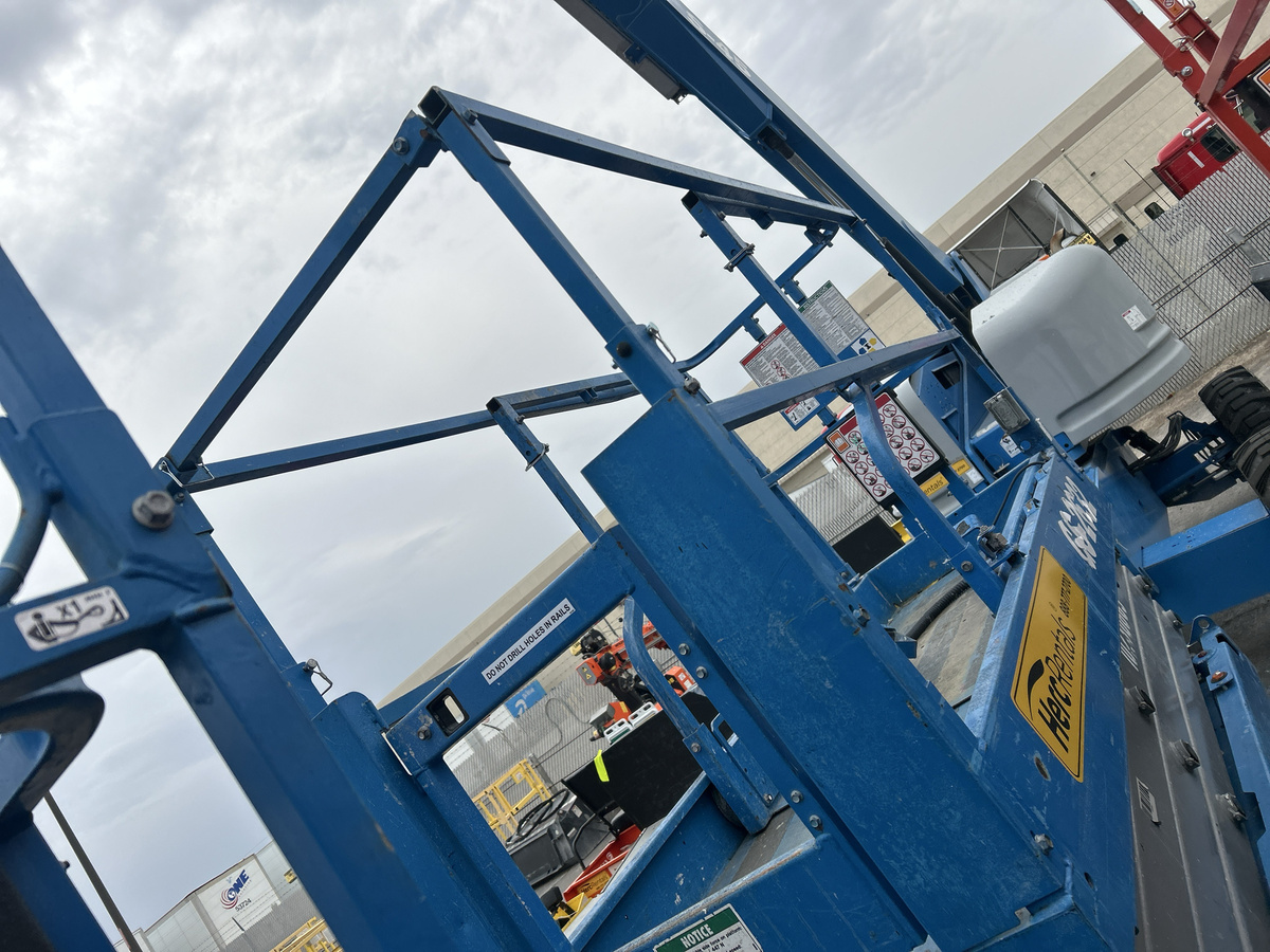 2017 Genie GS-2632-6