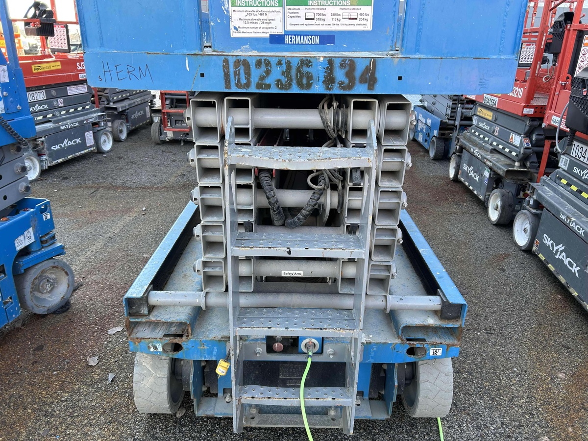 2018 Genie GS-4047-10
