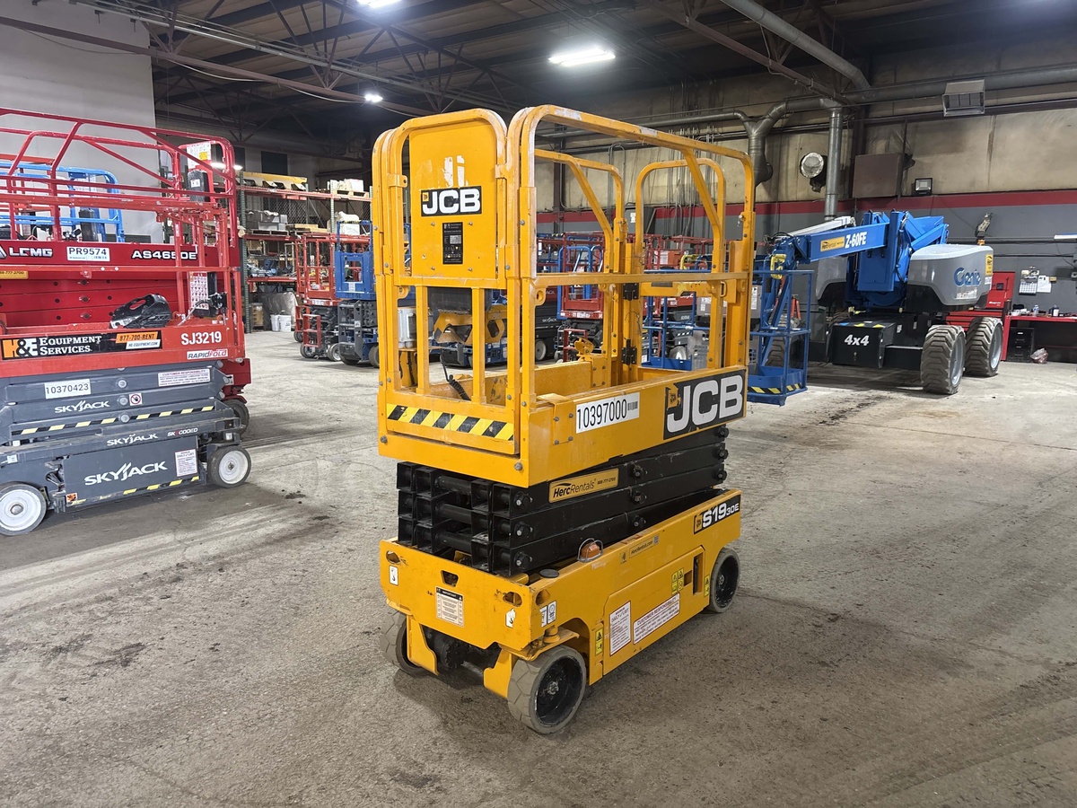2022 JCB S1930E-3