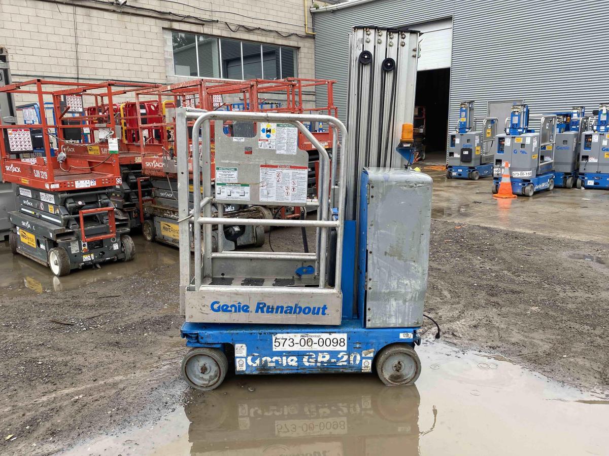 2010 Genie GR-20
