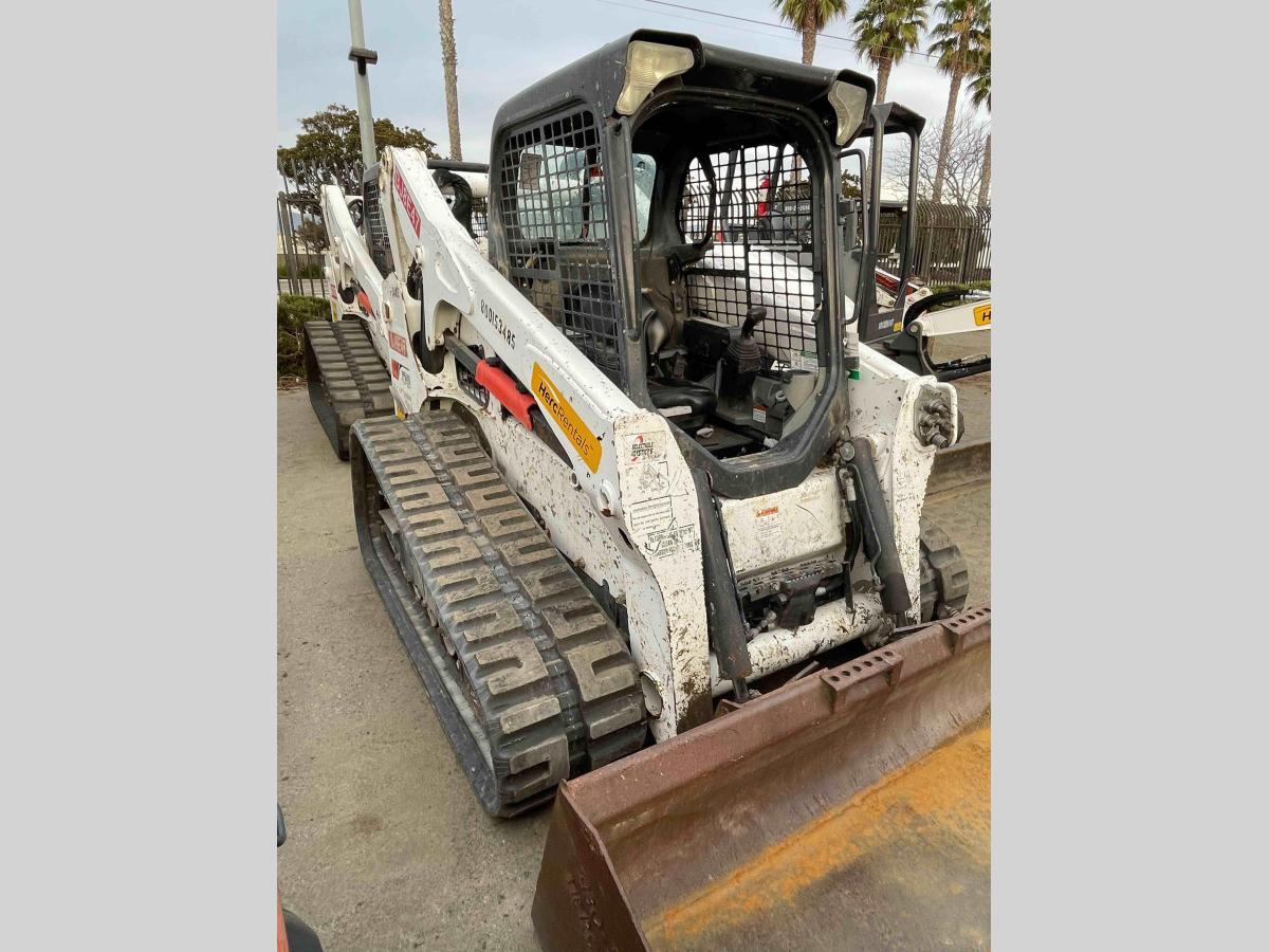 2017 Bobcat T740