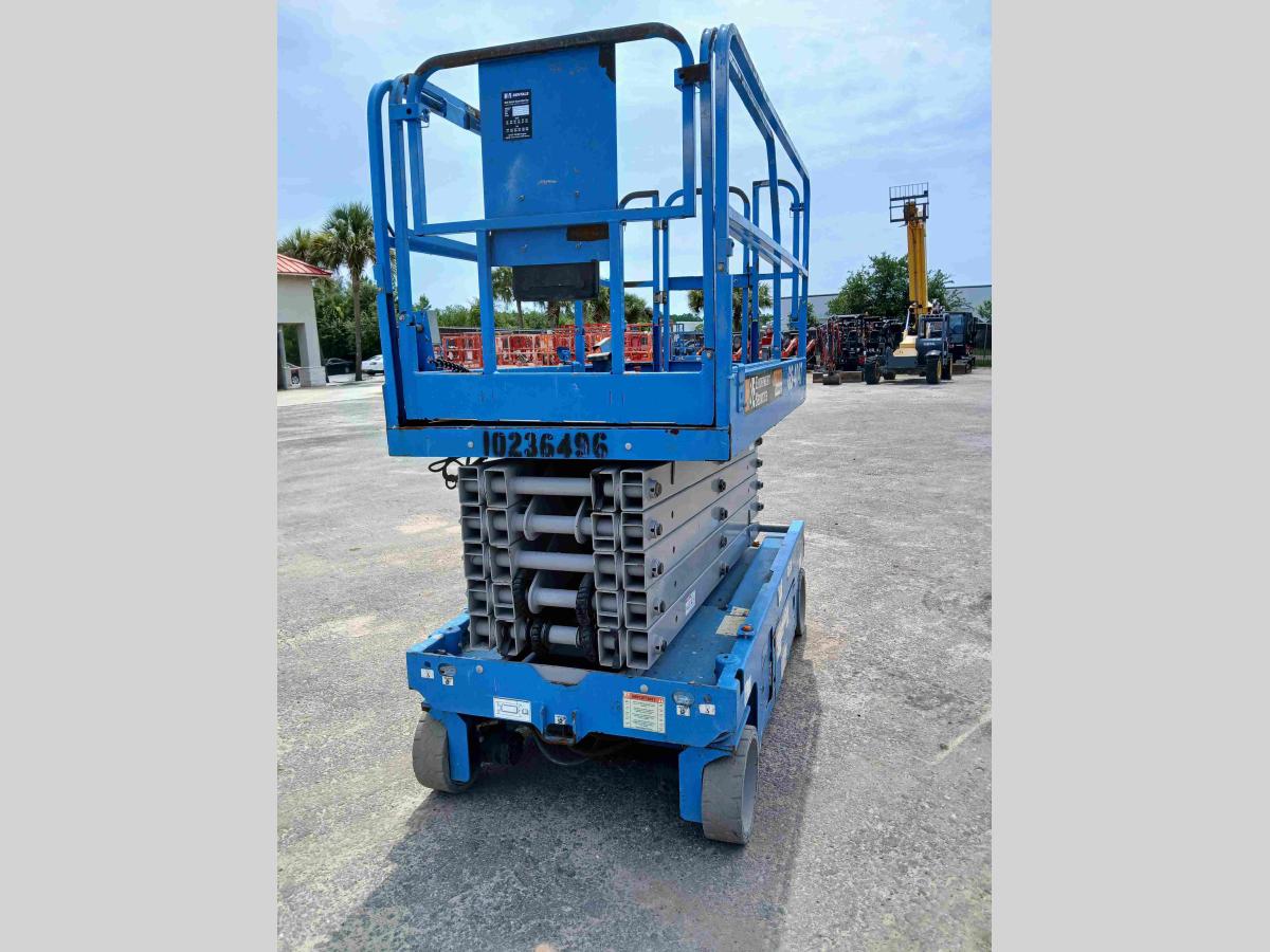 2018 Genie GS-4047-8