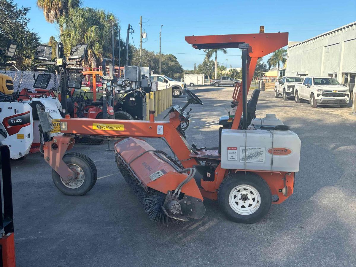 2017 LayMor SM300