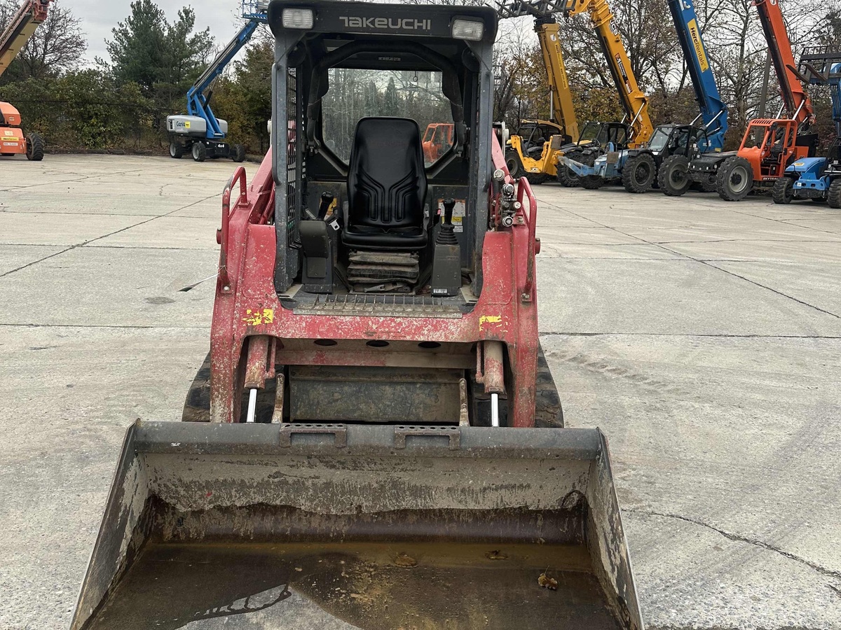 2020 Takeuchi TL8-3