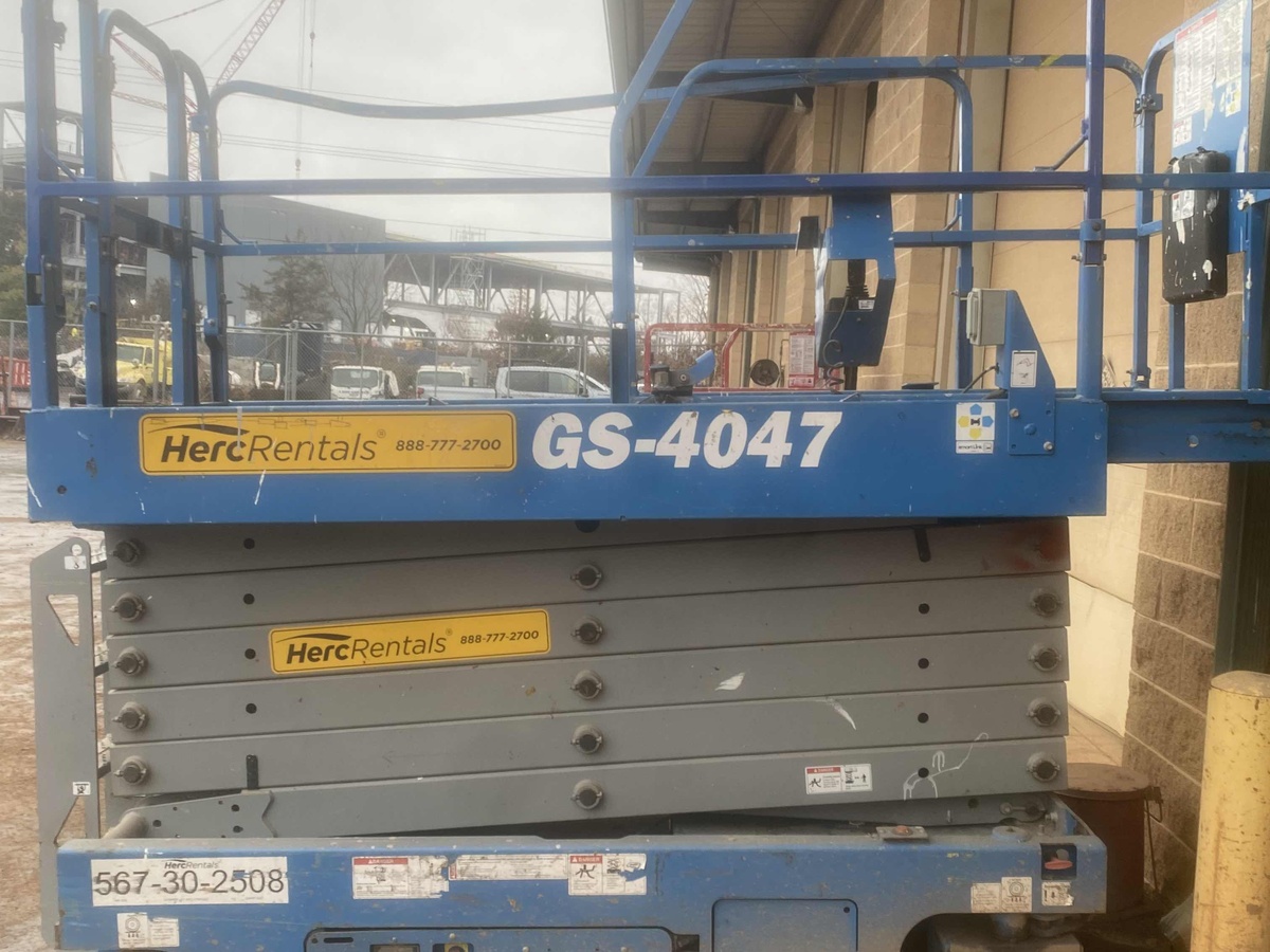 2018 Genie GS-4047-3