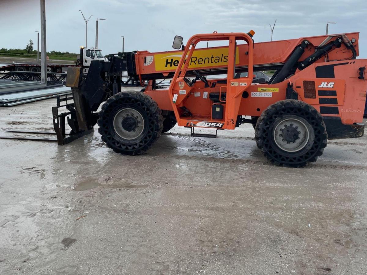 2018 SkyTrak 10054-3