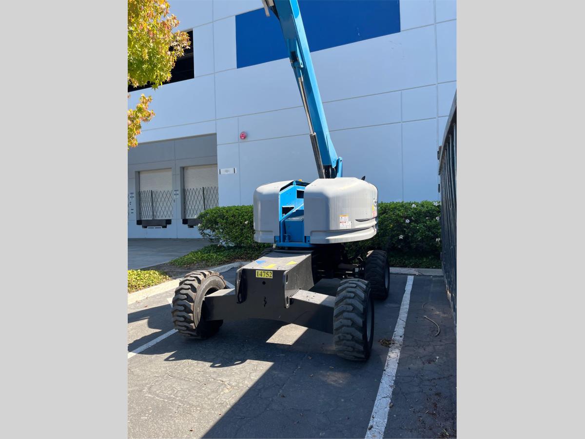 2008 Genie S-40