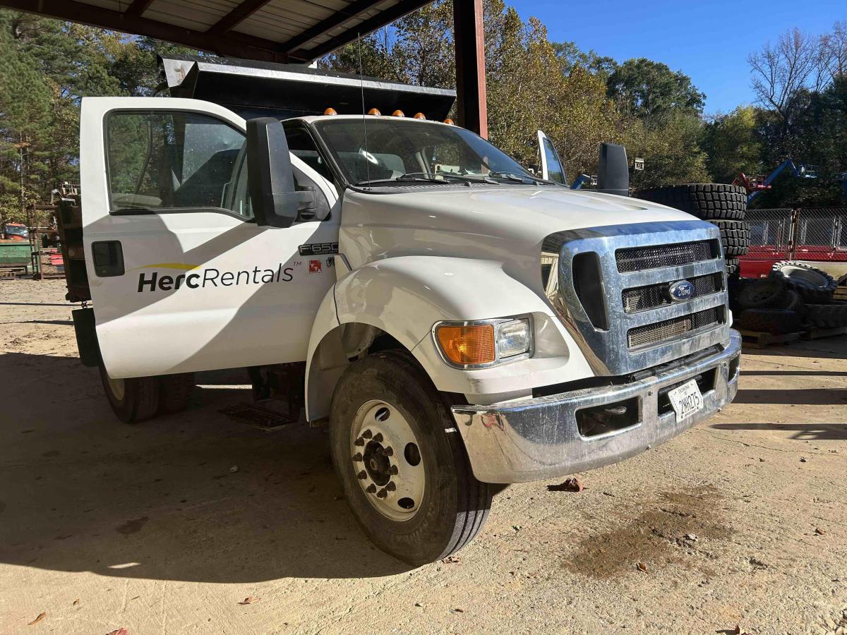 2015 Ford F650