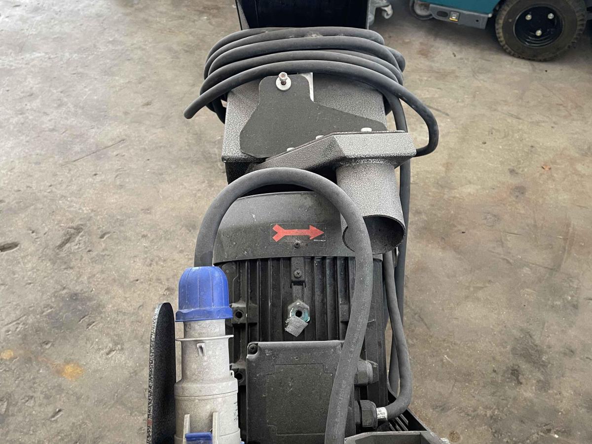 2021 National Flooring Equipment A97