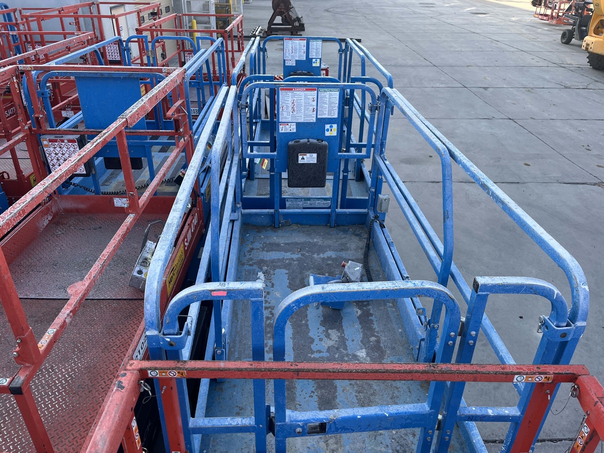 2018 Genie GS-3246-4