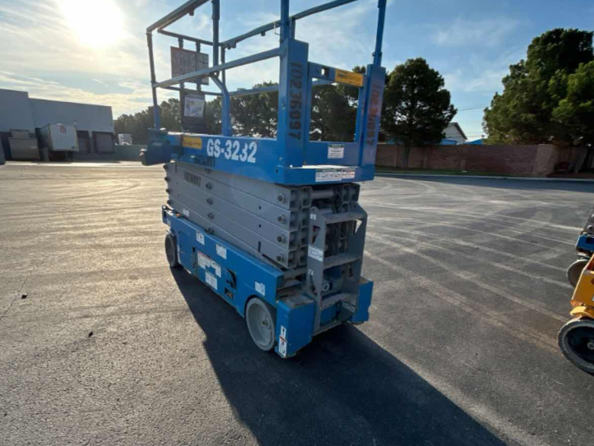 2018 Genie GS-3232-3