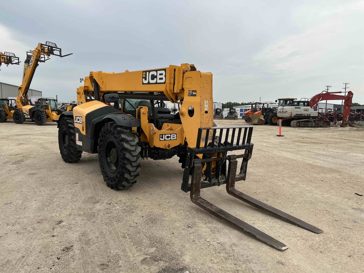 2018 JCB 509-42-1