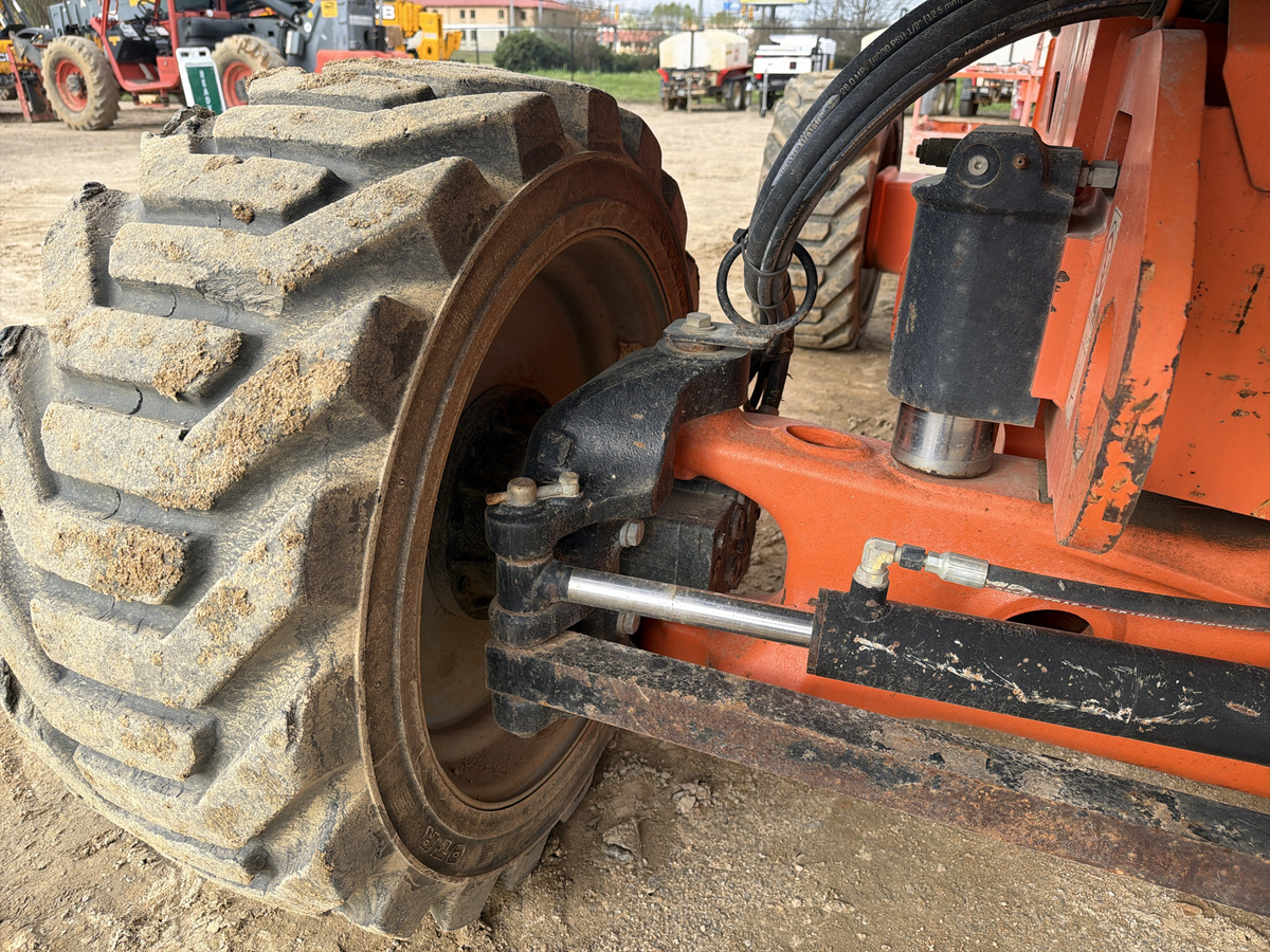 2018 JLG 600S-13