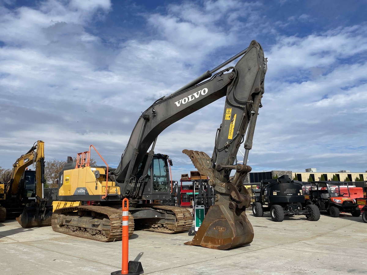 2019 Volvo EC300EL-1