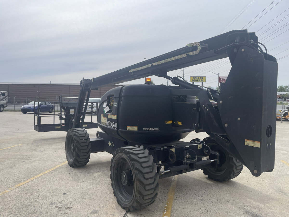 2018 JLG 600AJ-3