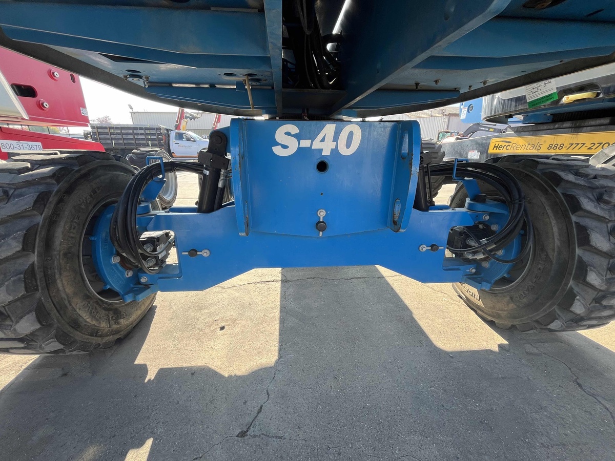 2018 Genie S-40-10