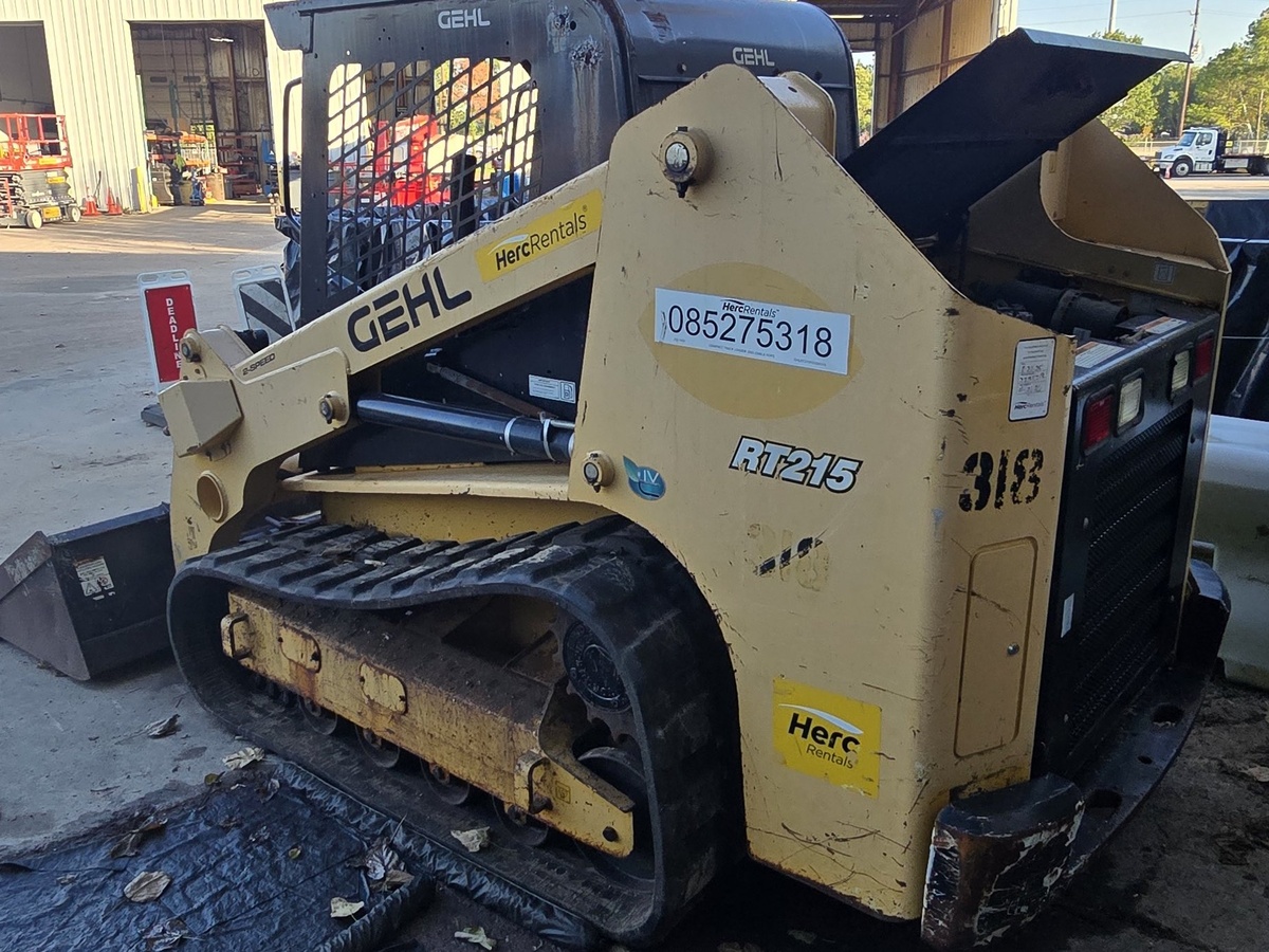 2019 Gehl RT215-3