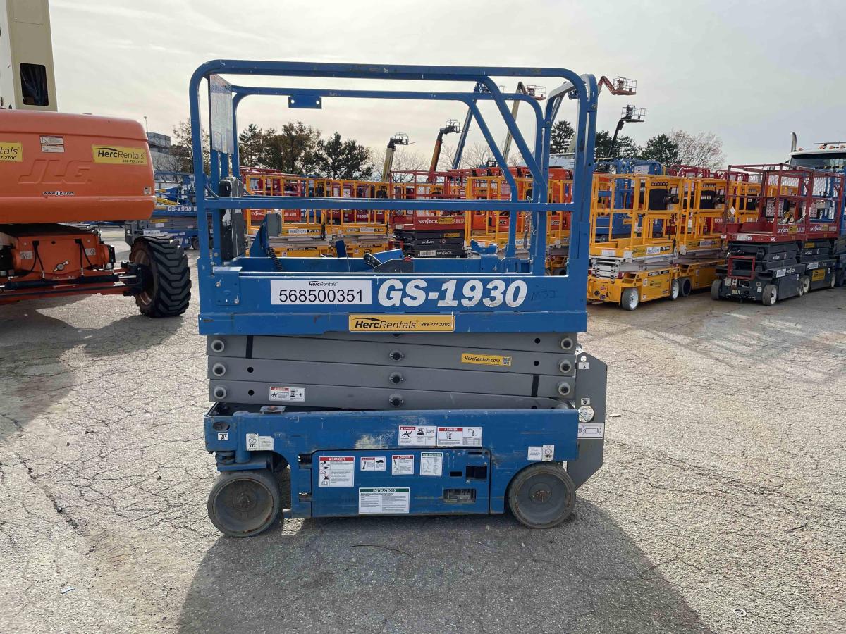 2018 Genie GS-1930
