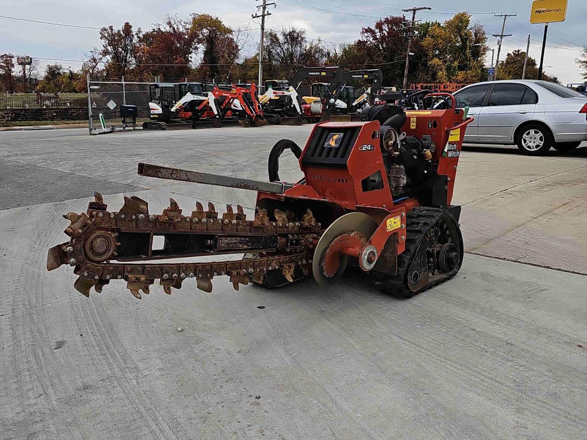2017 Ditch Witch C24X