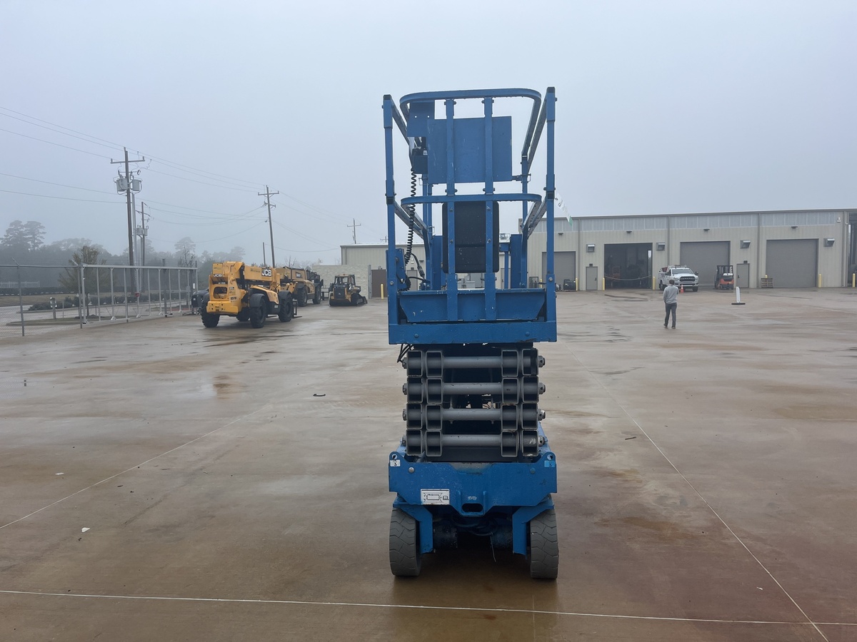 2018 Genie GS-3232-5