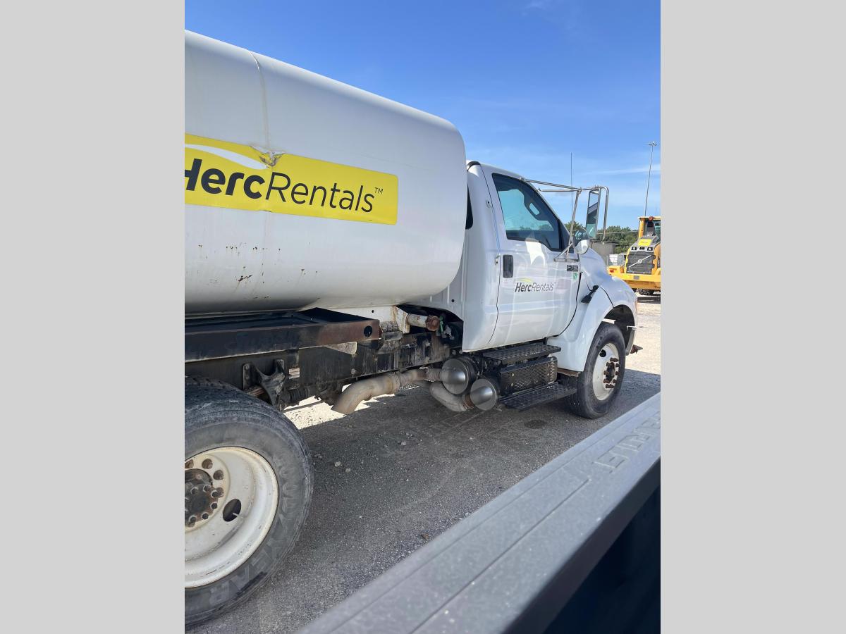 2015 Ford F750