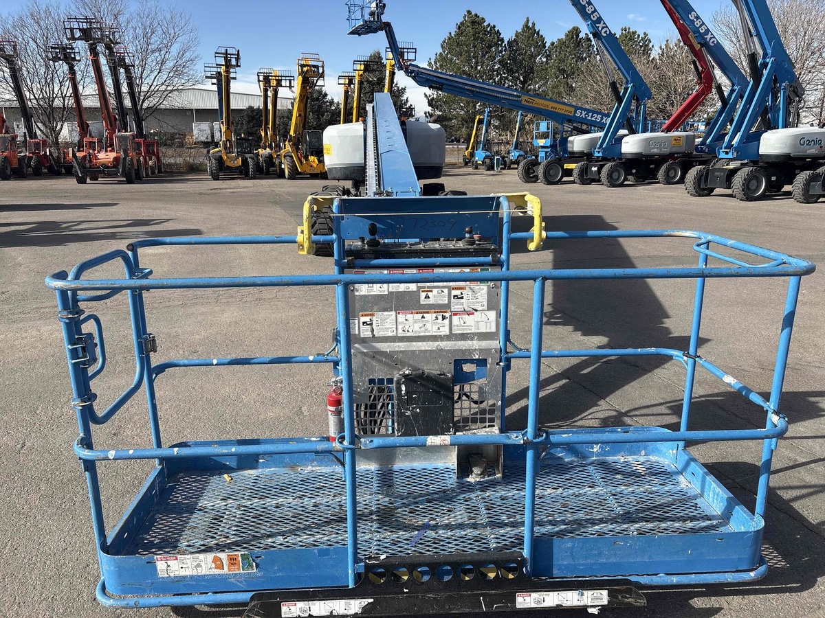 2018 Genie S-85-7